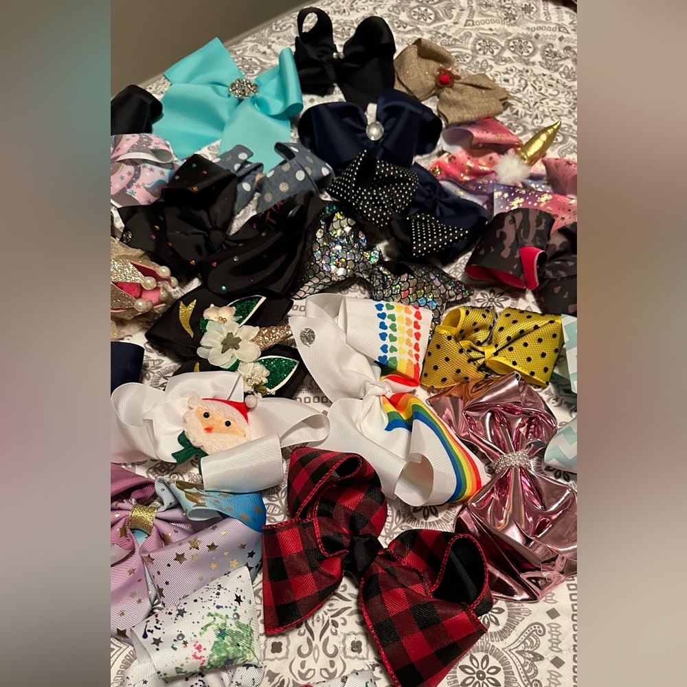 Girl hair bows